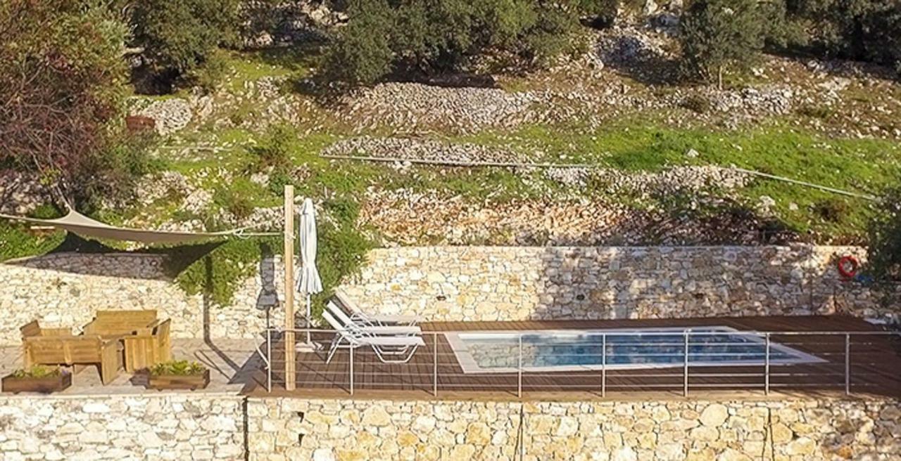 Hostal Castelli Olive Press Acharavi  Exterior foto